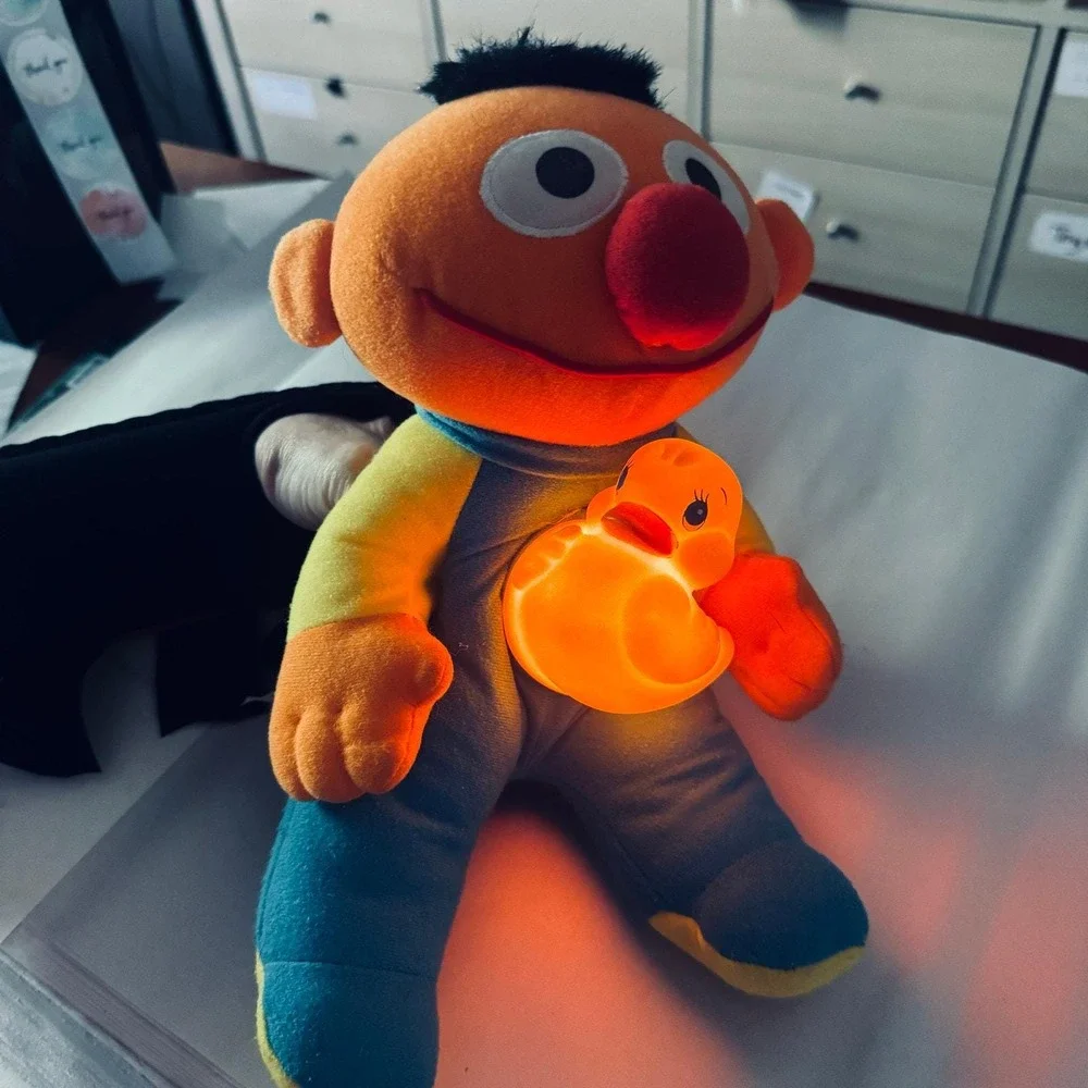 Vintage Beddy Bright Ernie Sesame Street Rubber Duckie Lights Up Playskool 1992